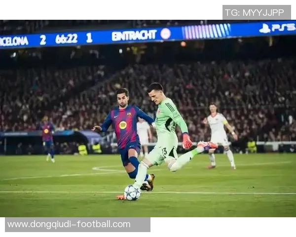 德甲精彩对决巴萨6比2热刺神奇扑救引发争议与热议