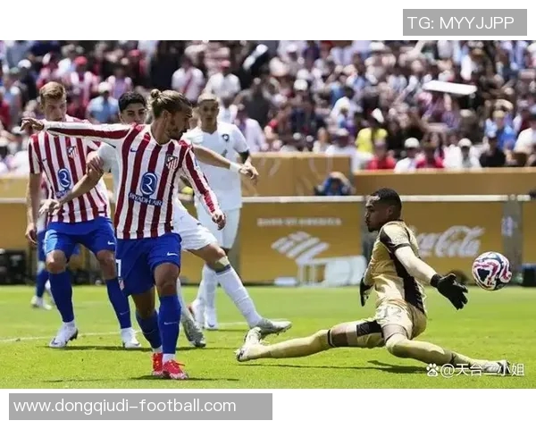 友谊赛激战马竞与里昂战成平局绝杀瞬间引发争议判罚全场沸腾 友谊赛激战马竞与里昂战成平局绝杀瞬间引发争议判罚全场沸腾