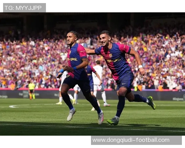 英超经典对决巴萨惊险战胜皇马红牌事件引发全场热议 英超经典对决巴萨惊险战胜皇马红牌事件引发全场热议